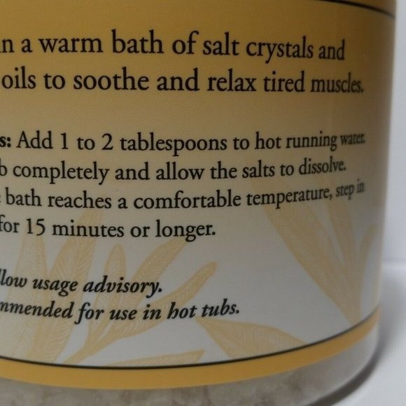 Burt's Bees Therapeutic Bath Crystals Eucalyptus - Picture 12 of 13